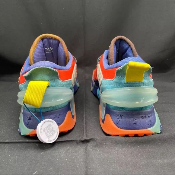 - Off White Oddsy2000 size 9.5